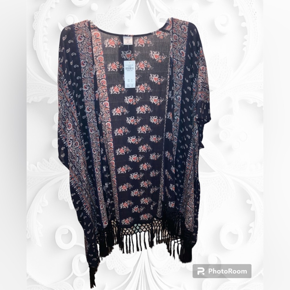 Abercrombie & Fitch Kimono Blue Paisley - M/L NWT